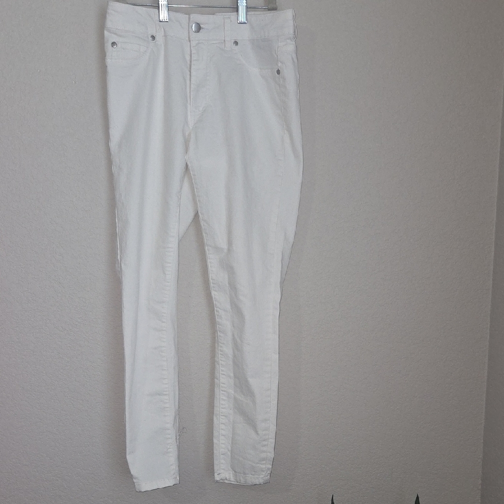 Tahari Women's White Skinny Jeans